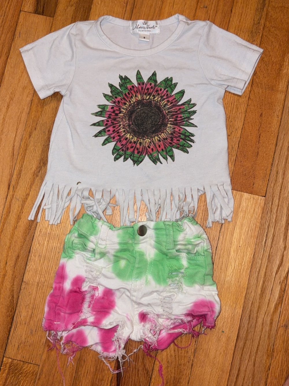 White Fringe Sunflower Tee with Pink & Green Tie-Dye Shorts - Kids
